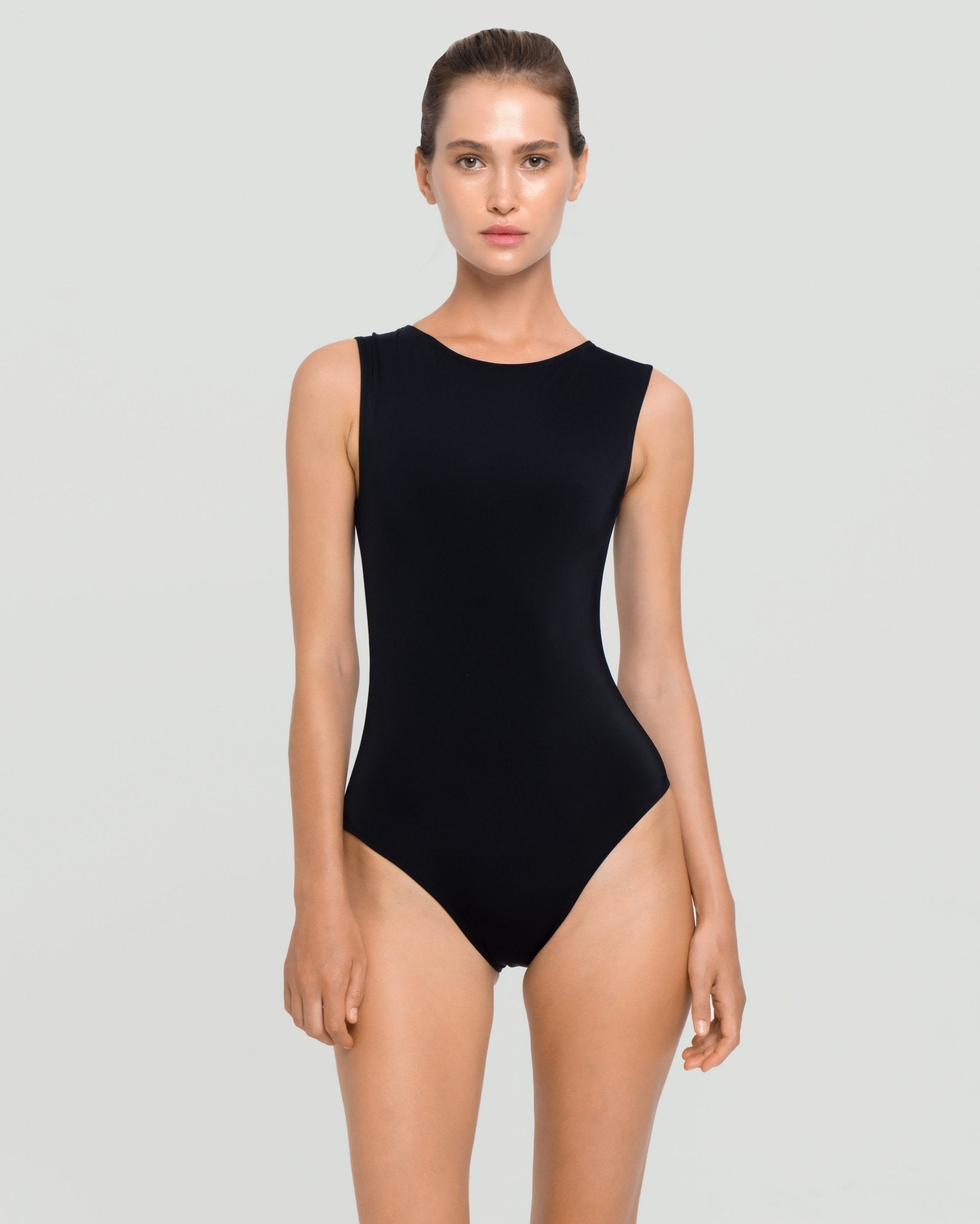 Open Scale One Piece Swimsuit With Metal Clutch