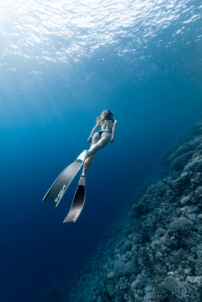 one piece swimsuit with built in bra